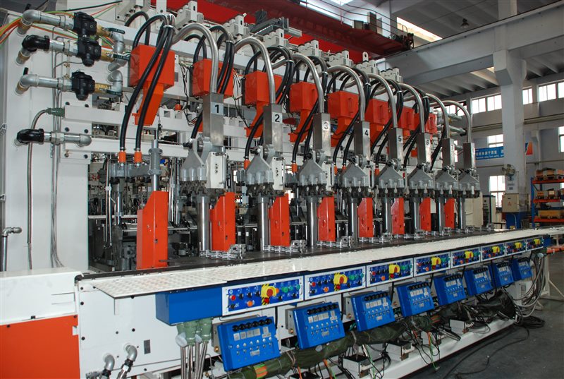 4-1 草莓视频网站（jīn）平行開關三滴料製瓶機.JPG